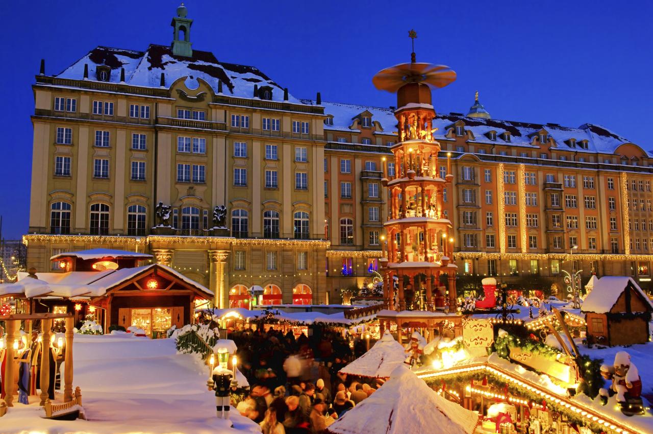 Striezelmarkt - Dresden Striezelmarkt - Dresden