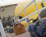 Flughafen Berlin-Tegel Gepäckverladung - Lufthansa-Passagiere in Berlin-Tegel profitieren vom neuen Self Bag Drop.