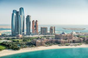Abu_Dhabi_Skyline