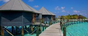 Komandoo Island Resort & Spa Komandoo Island Resort & Spa