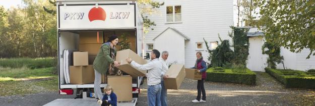 Umzug+Familie+Transporter