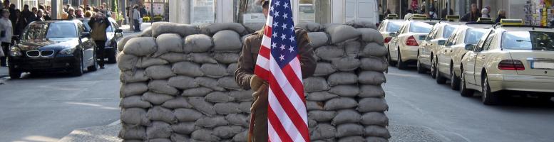 Checkpoint Charlie - Berlin Checkpoint Charlie - Berlin