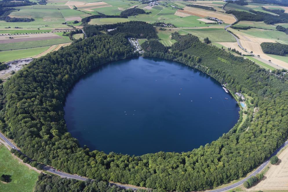 Pulvermaar - Eifel Pulvermaar - Eifel