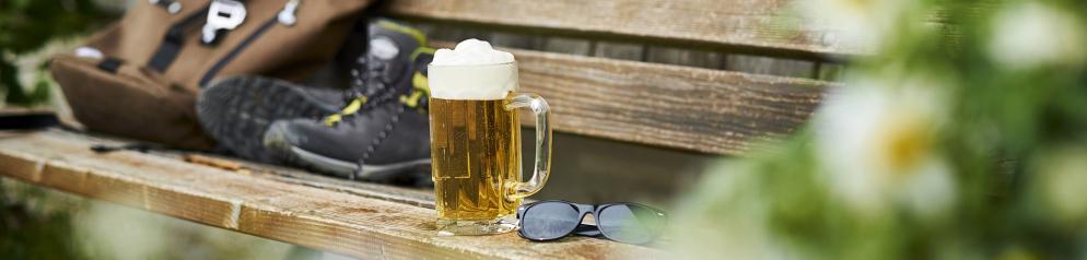 Wandern+Bier+Rucksack+Rast+GI-748334375_slim