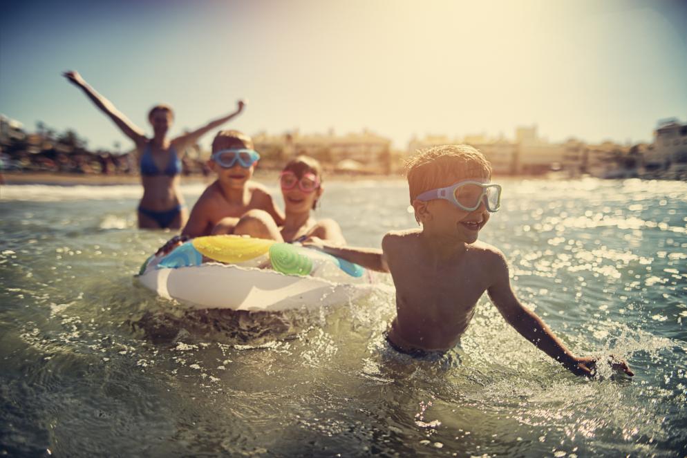 Familie+Kinder+Strand+Urlaub