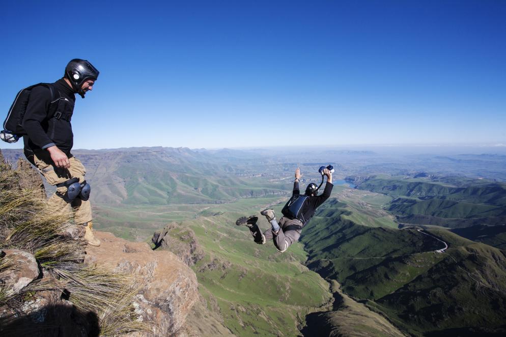 base-jumping+basejump+extremsport+berge