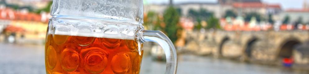 tschechien-prag-bier_GI_542325468_Emotion