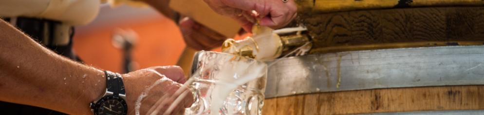 Sonstiges_ Bierfass Anstich_Emotion
