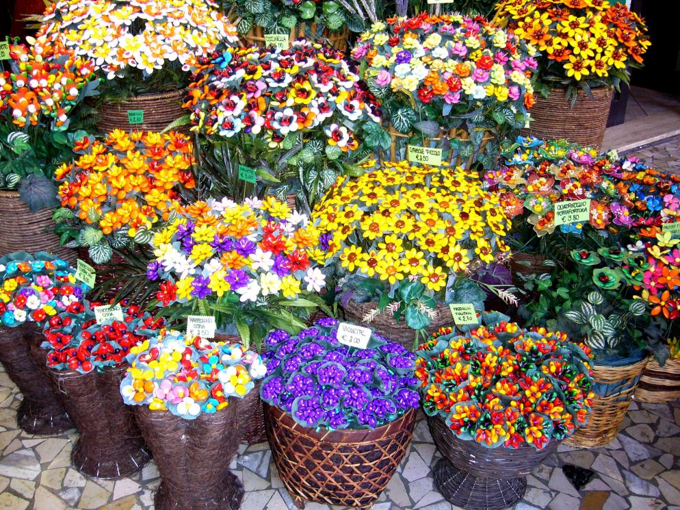 Italien: Abruzzen Sulmona Confetti