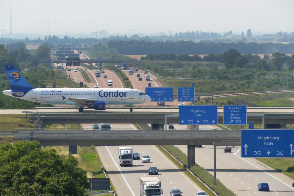Rollbrücke - Flughafen Leipzig Rollbrücke - Flughafen Leipzig