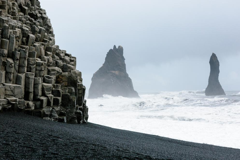 Reynisfjara Beach - Island Reynisfjara Beach - Island
