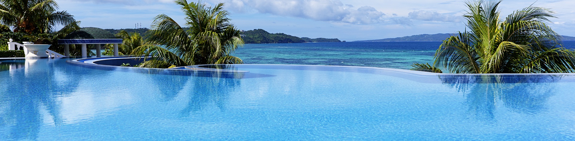 Entspannung Und Badespass 10 Hotels Die Mit Tollen Pools Und Meer