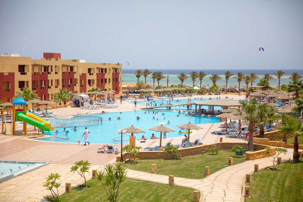 Royal Tulip Beach Resort (Marsa Alam, Ägypten) ᐅ Hotel günstig buchen